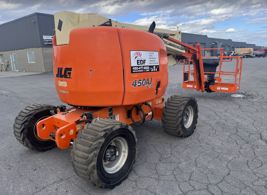 JLG 450AJ Nacelle articulée 45' carburant